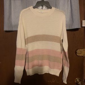 Time and Tru Sweater   Size Large   NWT